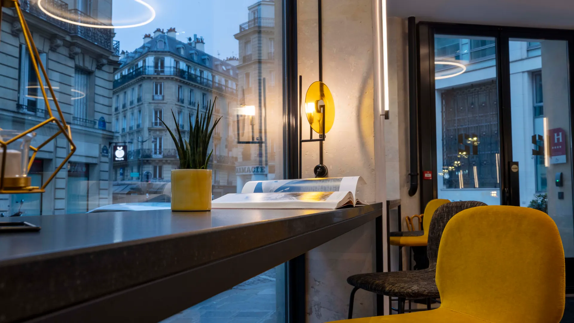 Le 12 Hotel Paris