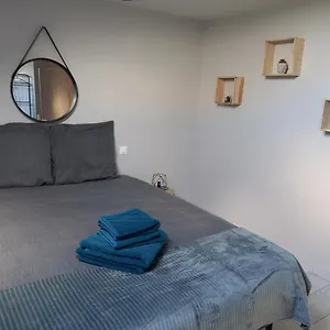 /